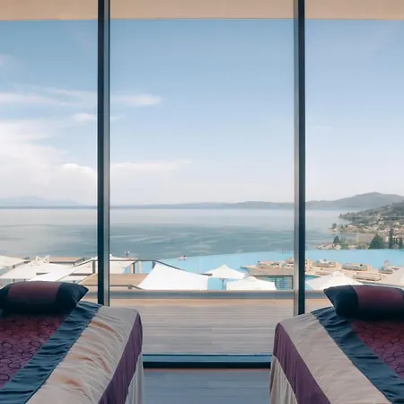 Angsana Corfu & 5* 贝尼蔡斯