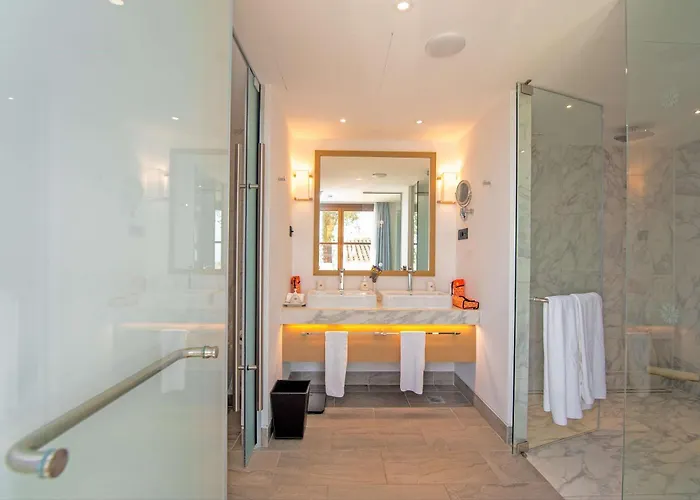 Angsana Corfu & 5* Бенитсес